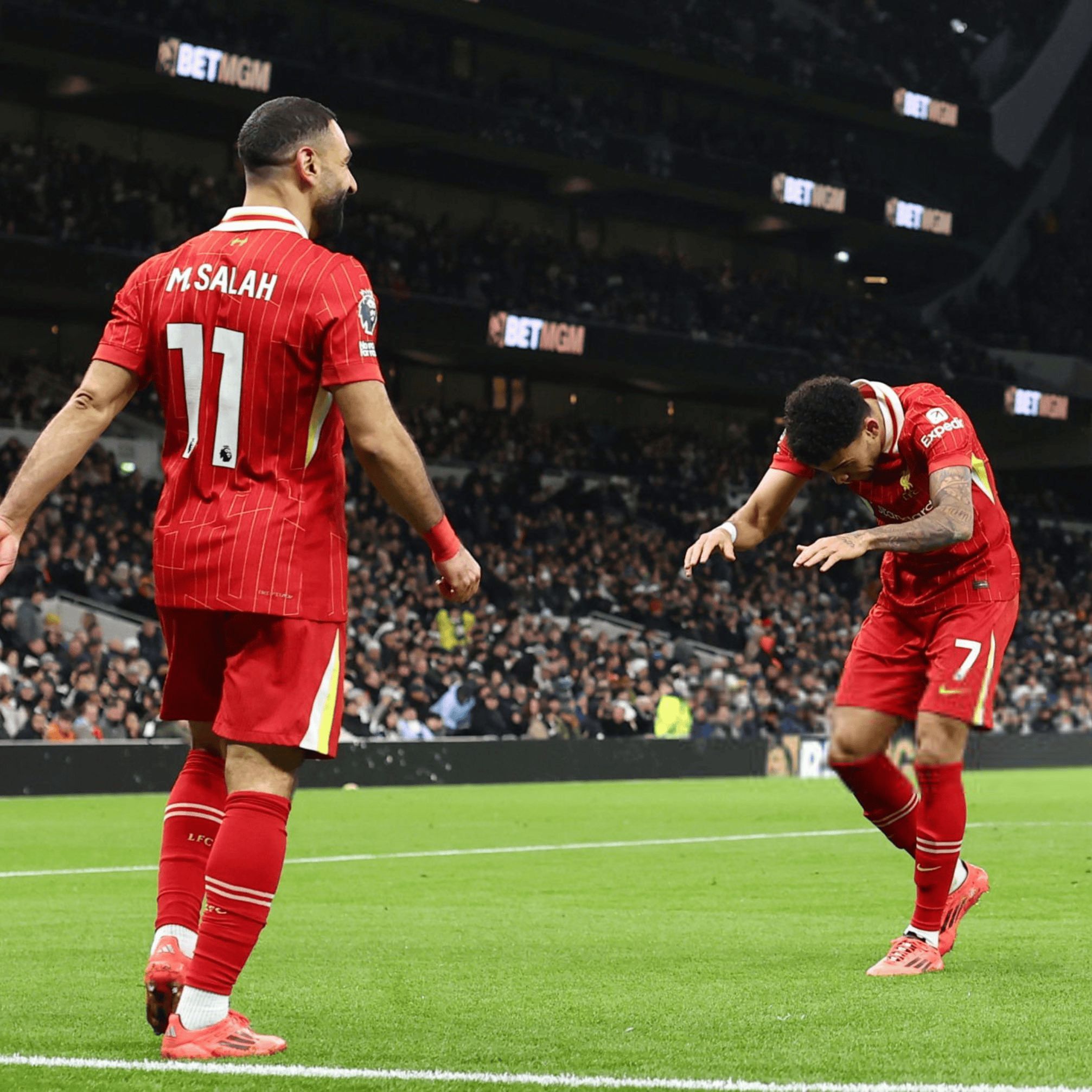 随机萨拉赫赛事官方发布赛况扑朔迷离新规,德国队争议不断!