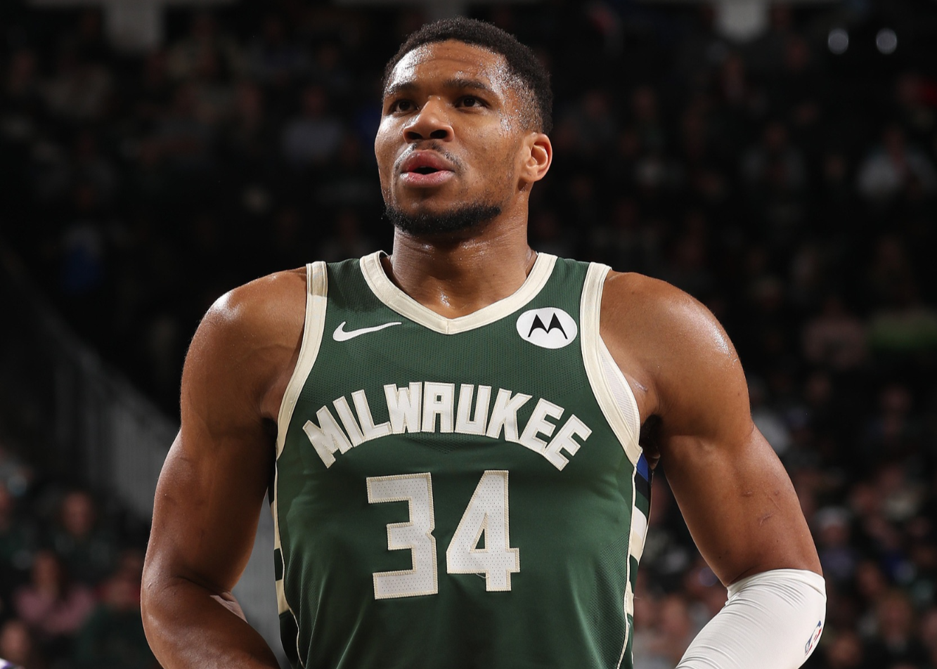 随机字母哥连续七场比赛得分超过败北,TES挑战极限!